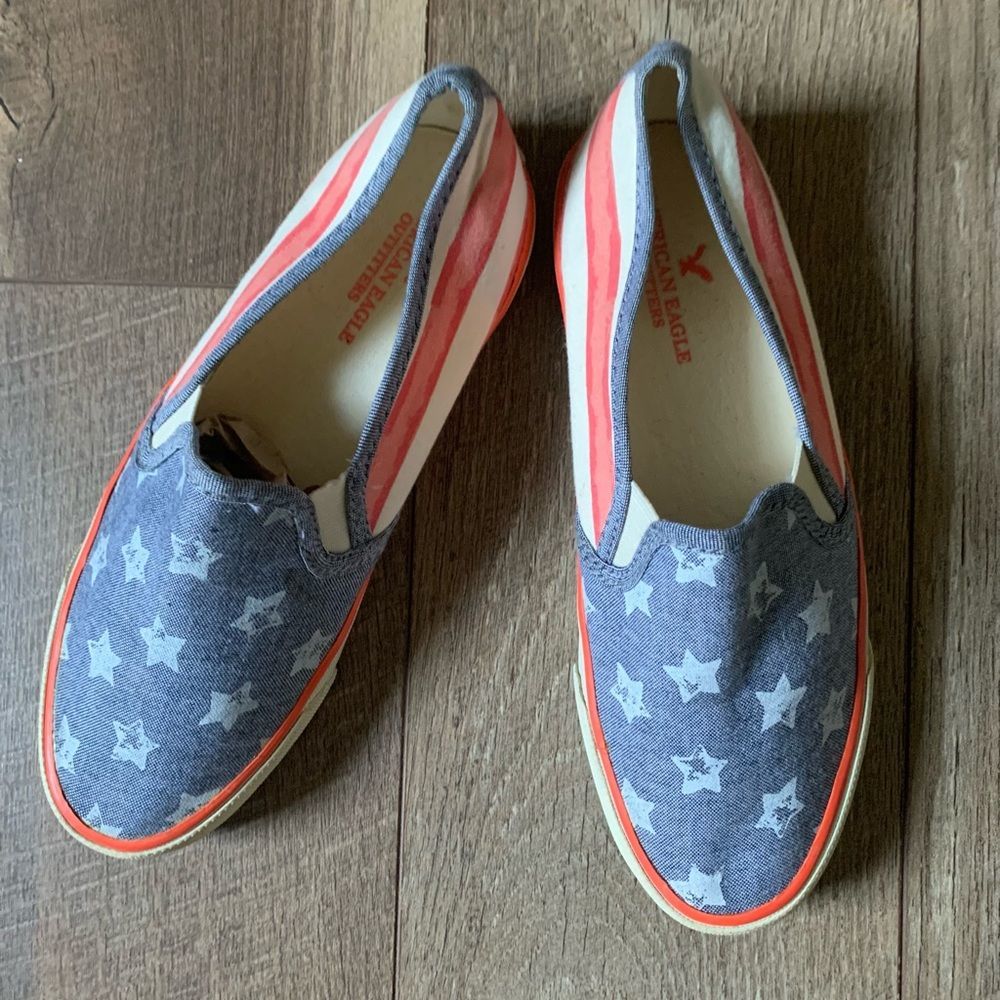 Sz 6 AE Outfitters Canvas Slip on Sneaker
